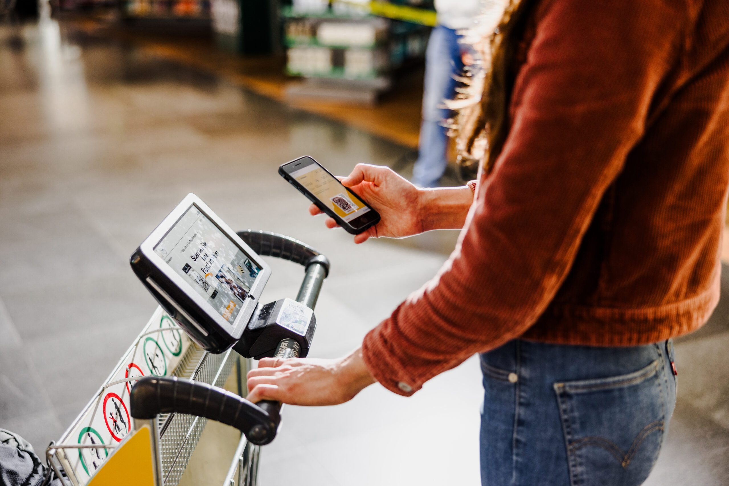 New-smart-baggage-trolleys-at-Munich-Airport-scaled